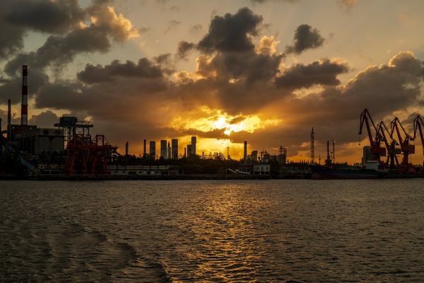 Kevin Warsh's Fed Nomination Could Shift Interest Rate Dynamics Despite Oil Spike