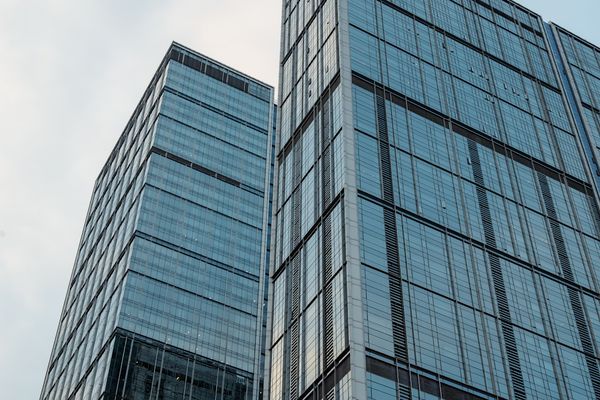 Ulta Beauty Faces Earnings Setback Amid Strategic Investments