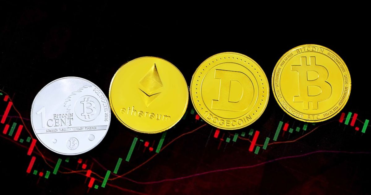 Bitcoin Mining Stocks Surge — AI Infrastructure Fuels Rally