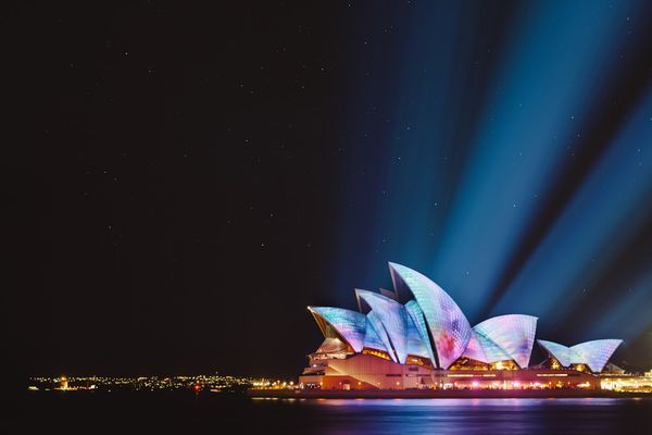 IREN Soars 4% with Ambitious 800MW Australian AI Campus Plan