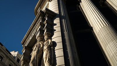 US Treasury Yields Surge to 4.22% — Bitcoin Faces Pressure