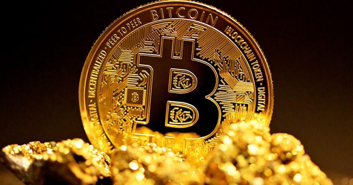 Bitcoin Risk: Historical Pattern Points to Possible $48K Drop