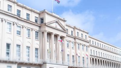 US CPI Inflation Exceeds Expectations Amid Energy Price Surge