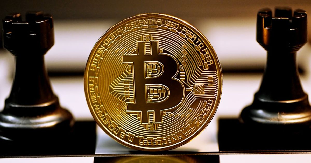Bitcoin ETFs Face Historic Outflow Amid Inflation Fears