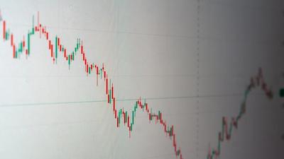 Stellar Soars 10.5% as NEAR and BCH Tumble Over 12%