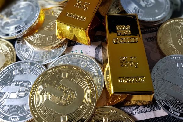 U.S. Deficit Soars as Real Yields Pressure Gold — TIPS Remain a Hedge