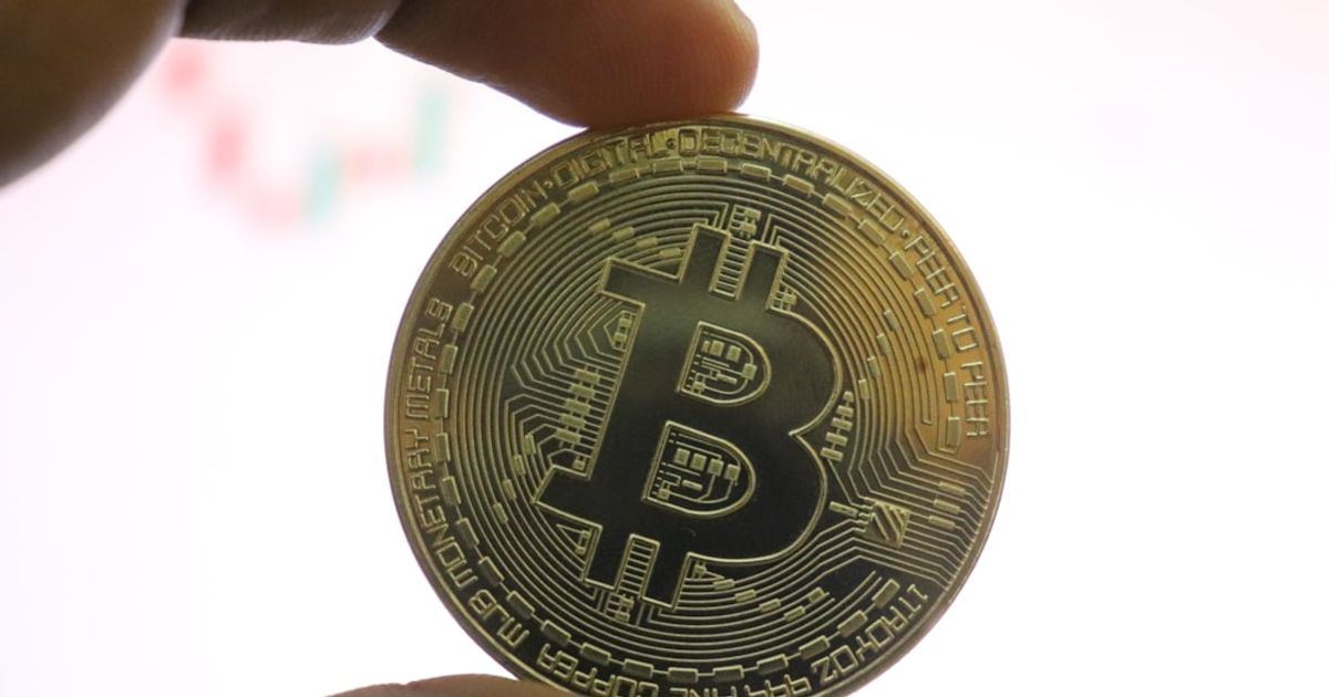 Top Cryptocurrencies to Consider This November: XRP, Solana, and Dogecoin