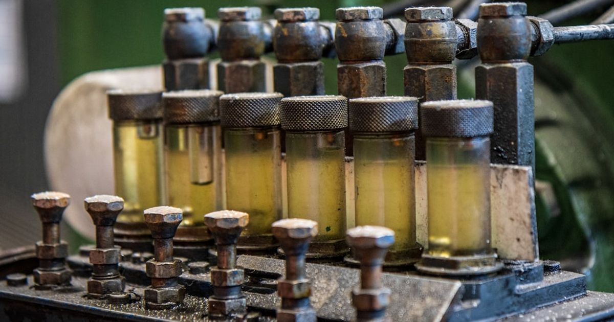 XRP's Violation of Key Support Level Signals Potential Market Turmoil