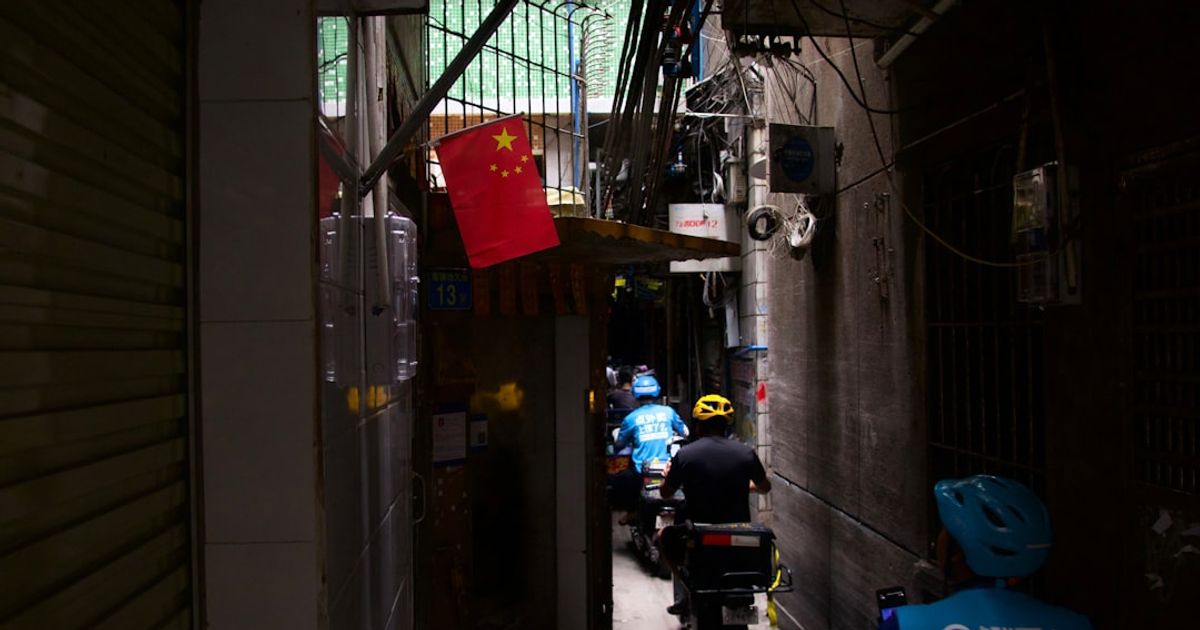 ASML Shares Fall on Proposed US Restrictions Affecting China Sales