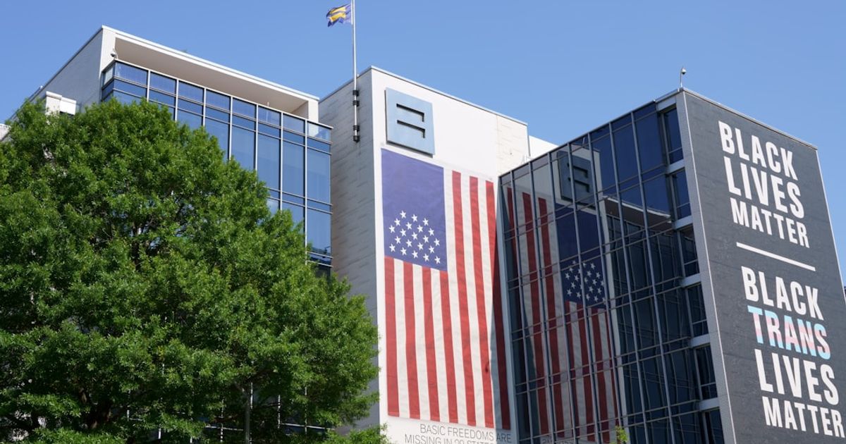 Institutional Demand for Strategy's Preferred Securities Shakes Up MSTR Short Bet