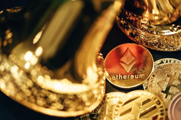 China's Gold Buying Amid 16% Price Drop — Record High Since 2023