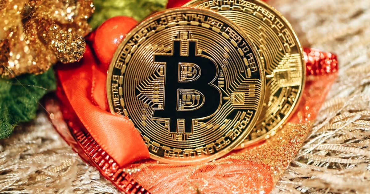 Crypto Funds Experience Major Withdrawals Amid Ongoing Market Turmoil