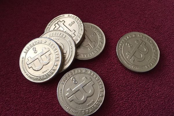 Filecoin, FET, and NEAR: Leading the Way in Altcoin Gains Amid Market Caution