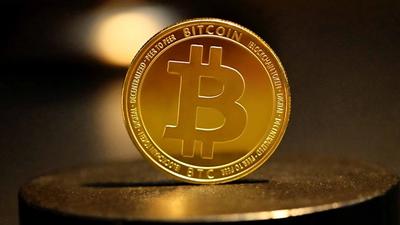 Bitcoin Below $75,000 — ETF Outflows and Market Weakness Collide