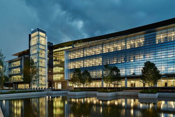 Harvard Shifts Crypto Strategy: Cuts Bitcoin, Invests in Ethereum ETF