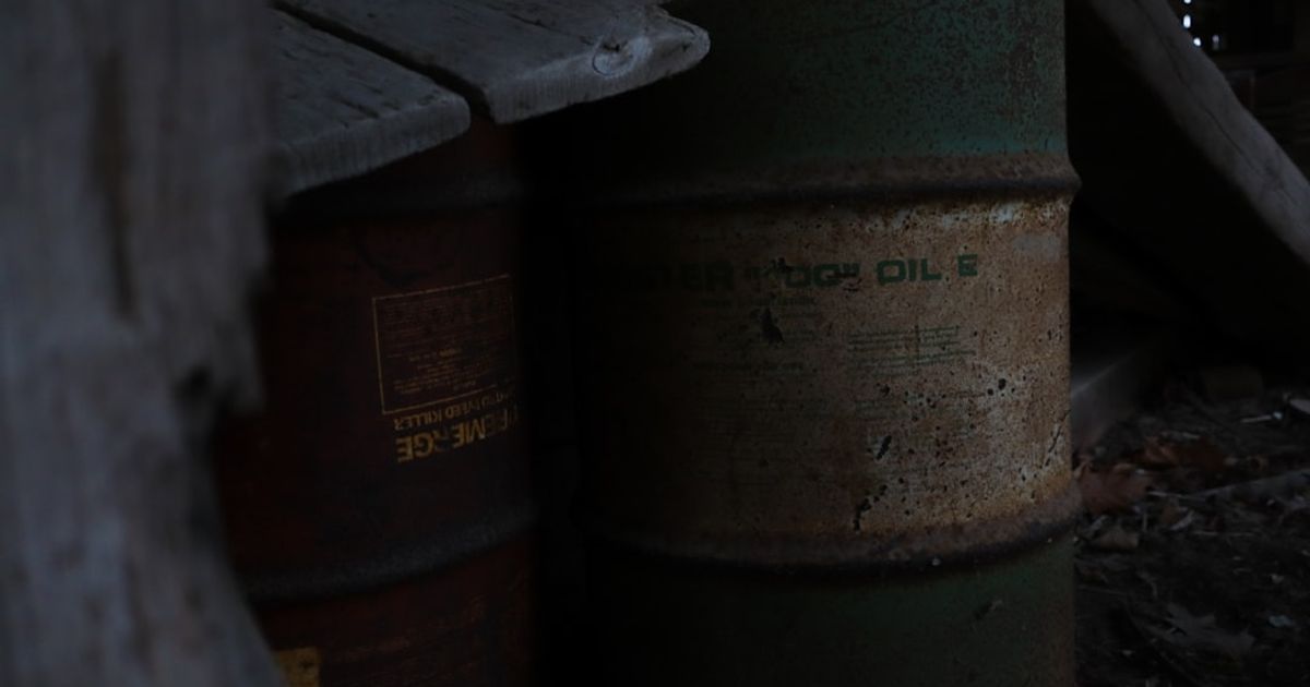 Oil Surges Past $100 Amid OPEC Fracture and Inflation Concerns