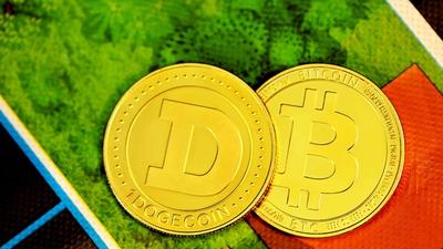 Standard Chartered Joins Stablecoin Surge — Institutions Embrace USDC