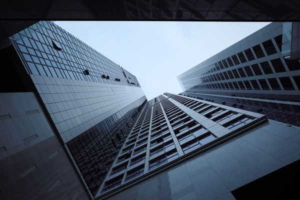 StarkWare Restructures Amidst Starknet Revenue Collapse