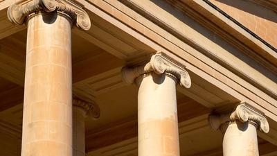 Retirees Shift From High-Yield Bonds to Stable Treasury ETFs