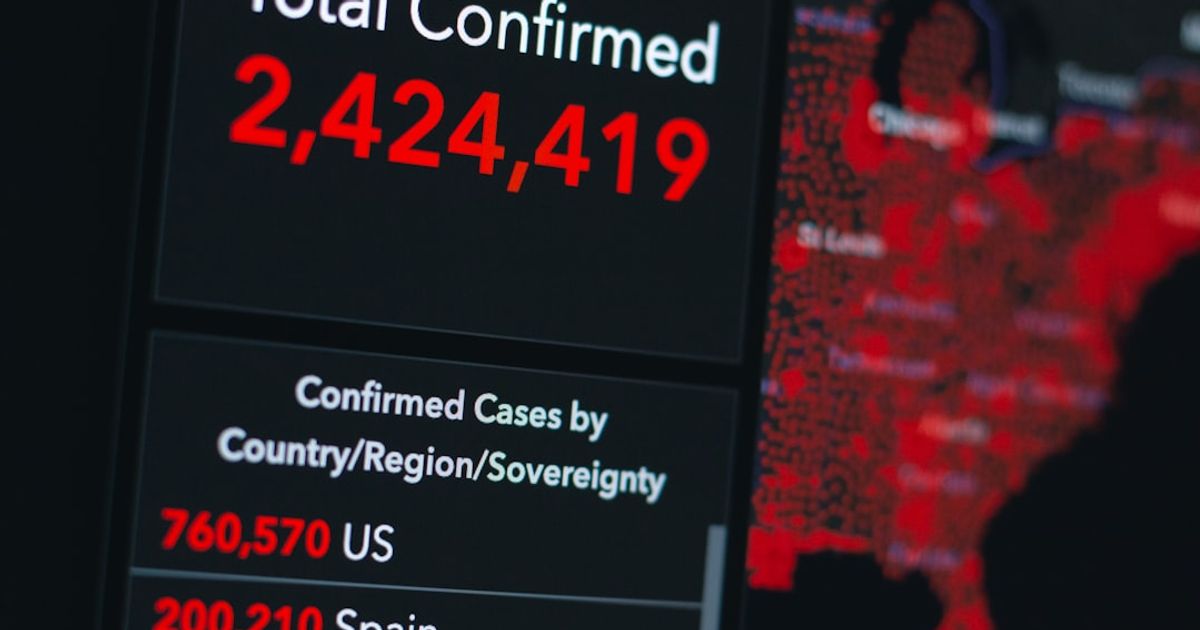 Palantir and AST SpaceMobile: Analysts Predict Significant Downside Risks