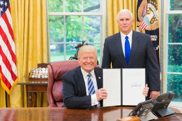 Trump's Praise Can't Stop Micron's Slide — Shares Dip 14% in 5 Days