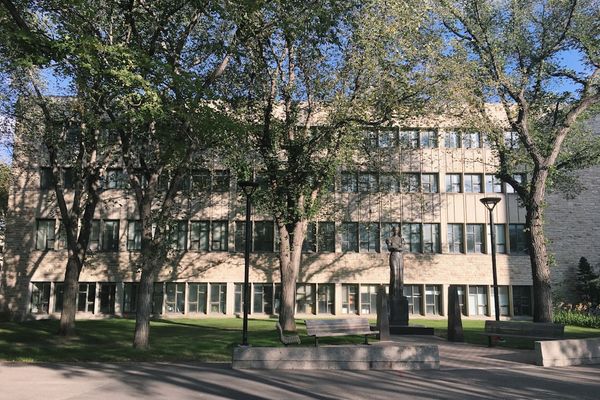 The Mechanics of Money Creation: Understanding the Federal Reserve's Role