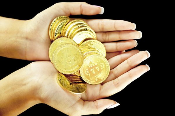 Hyperliquid's HYPE Surges 101% YTD — Outpaces Bitcoin's Decline