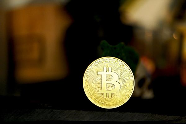American Bitcoin's Reverse Split — 8,000 BTC Holding Sparks Debate