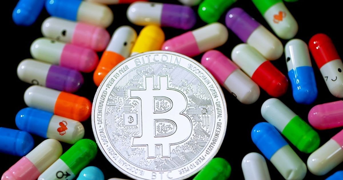 Bitcoin ETF Outflows: Disentangling Price Drops from Investor Behavior