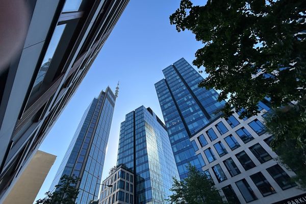 Market Surges Amid Middle East Ceasefire: What Investors Need to Know