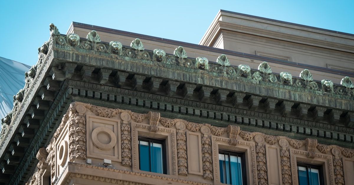 Fed Holds Steady Amid Inflation Woes — Greg Daco's Take