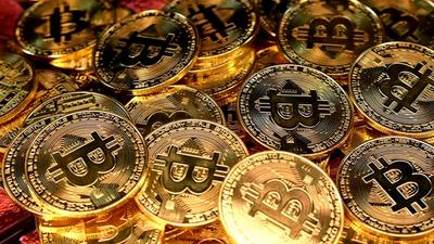 Crypto Liquidations Surge on U.S. Airstrikes — $897M in Longs Wiped Out