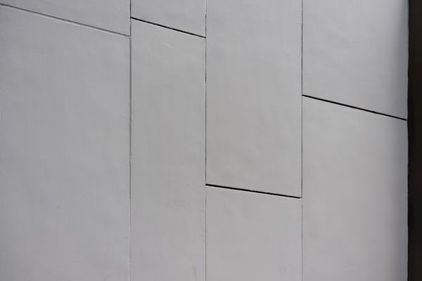 Fed's Goolsbee Advocates Caution on Interest Rate Cuts Amid Persistent Inflation