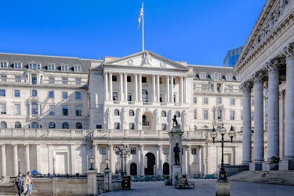 Inflation Sparks ETF Moves — Global Infrastructure and Value Strategies Gain Attention