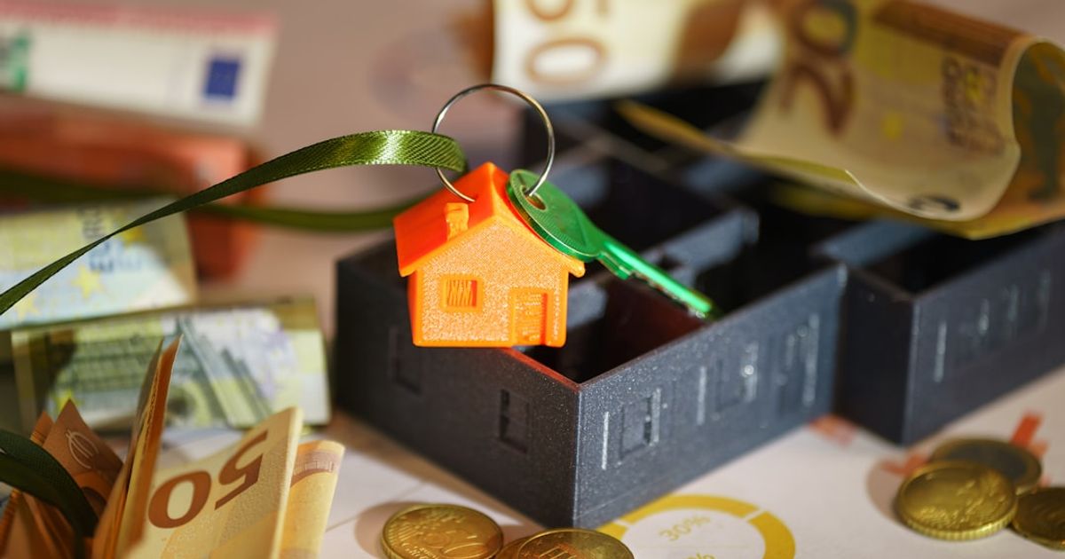 Investor Interest in Cryptocurrency Plummets as Google Searches Hit Annual Low