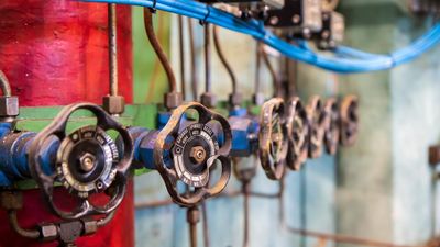 Bitcoin Wobbles at $60K — Geopolitical Tensions Spike Oil Prices
