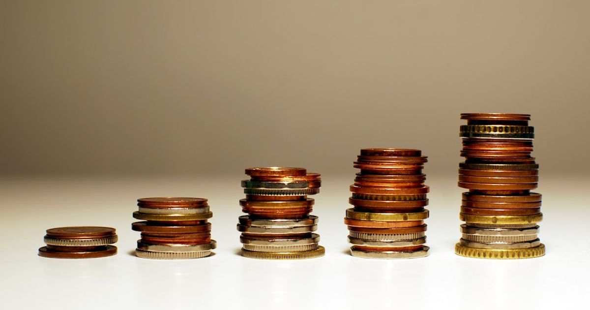 Consumer Spending Surges Amid Recessionary Sentiment: What It Means