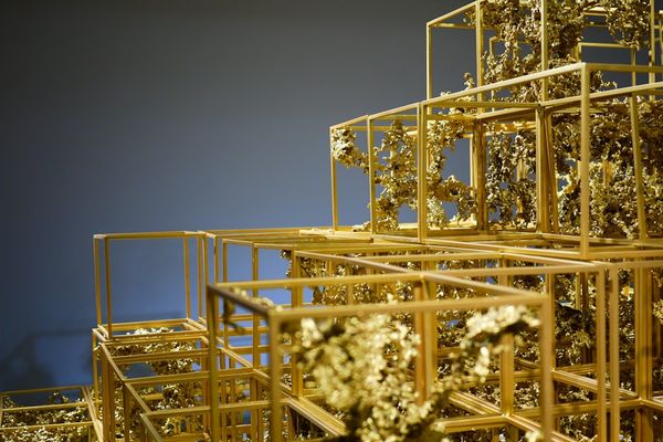 Gold and Silver Prices Decline Amid Market Uncertainty
