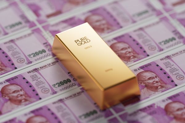 Gold's Floor: $3,600 to $3,700 Amid Fed's Tightening Stance