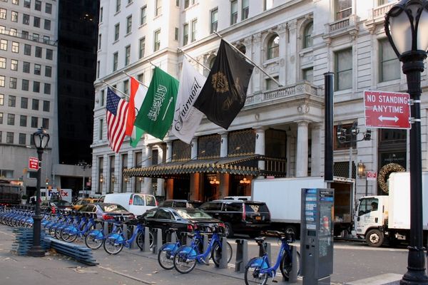 Warsh's Fed Nomination Advances Amid Controversy and Political Tension