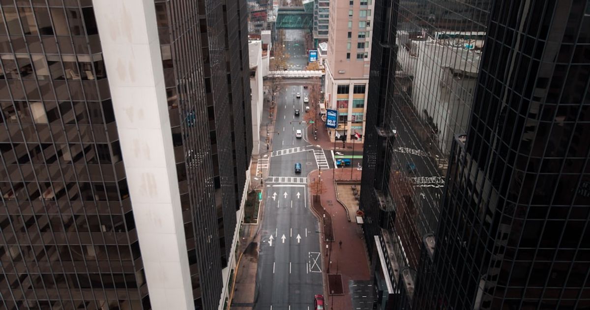 Dogecoin rallies amid memecoin resurgence and technical signs