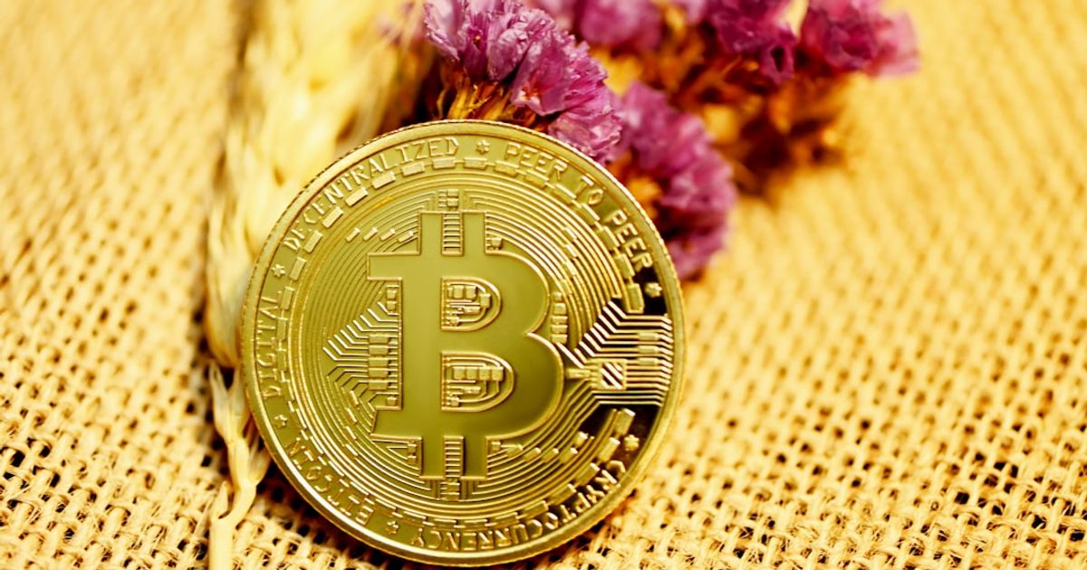 MSTR Outpaces Bitcoin — Preferred Stocks Are Key Players
