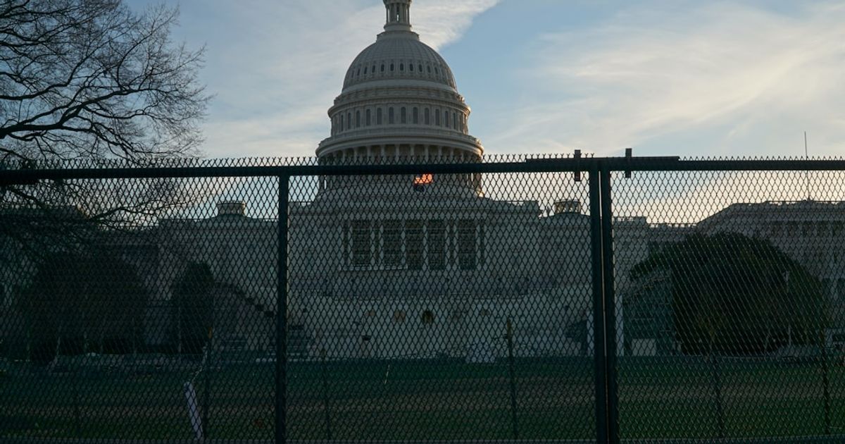 Trump Proposes $1K Annual Retirement Contribution for Workers Without 401(k)s