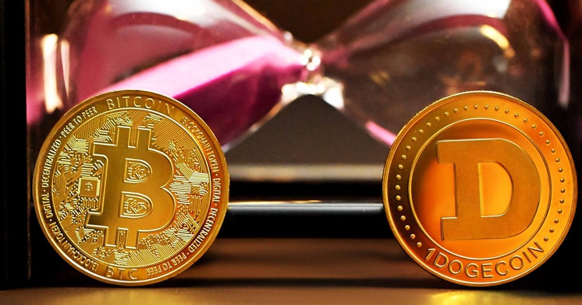 Bitcoin ETFs and Private Credit Funds See Massive Outflows — Market Risks Mount