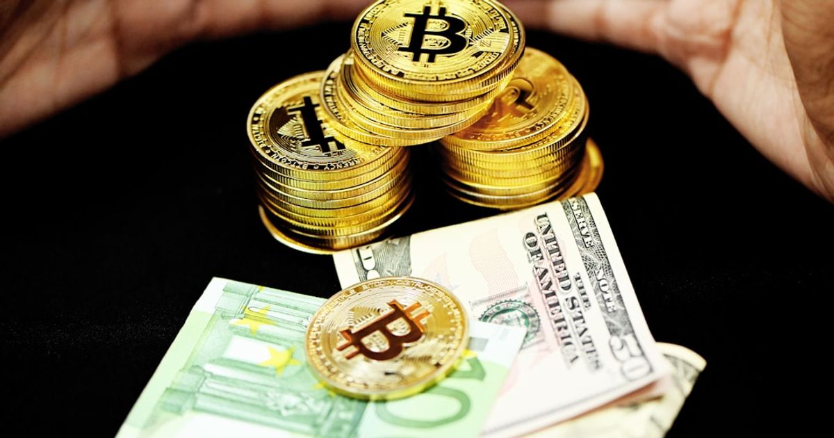 Bitcoin Faces Selling Pressure Amidst Market Uncertainty