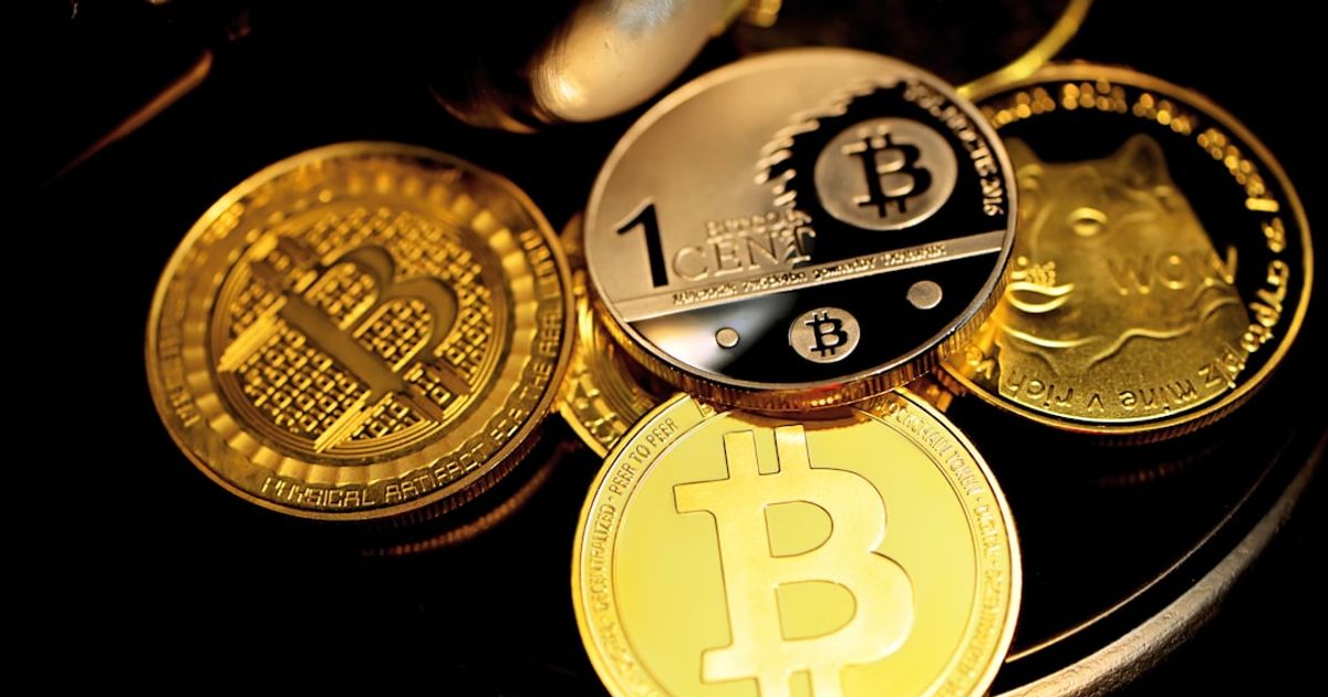 Can Solana Bridge the Gap to Bitcoin's Market Dominance?