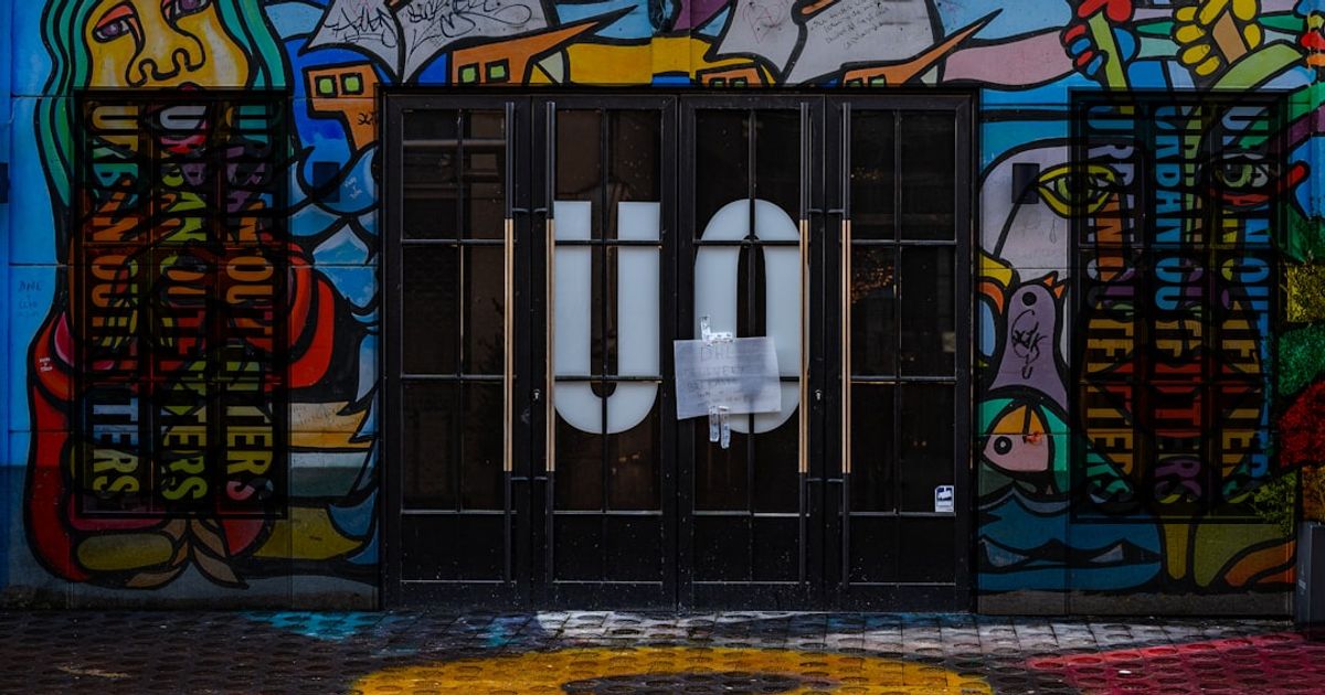 Conor McGregor's NFT Ambitions: A Celebrity Memecoin's Fall from Grace