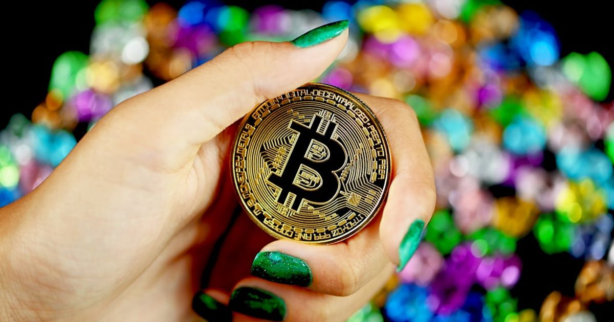 Bitcoin Poised for Best Month in a Year Amid Stablecoin Surge