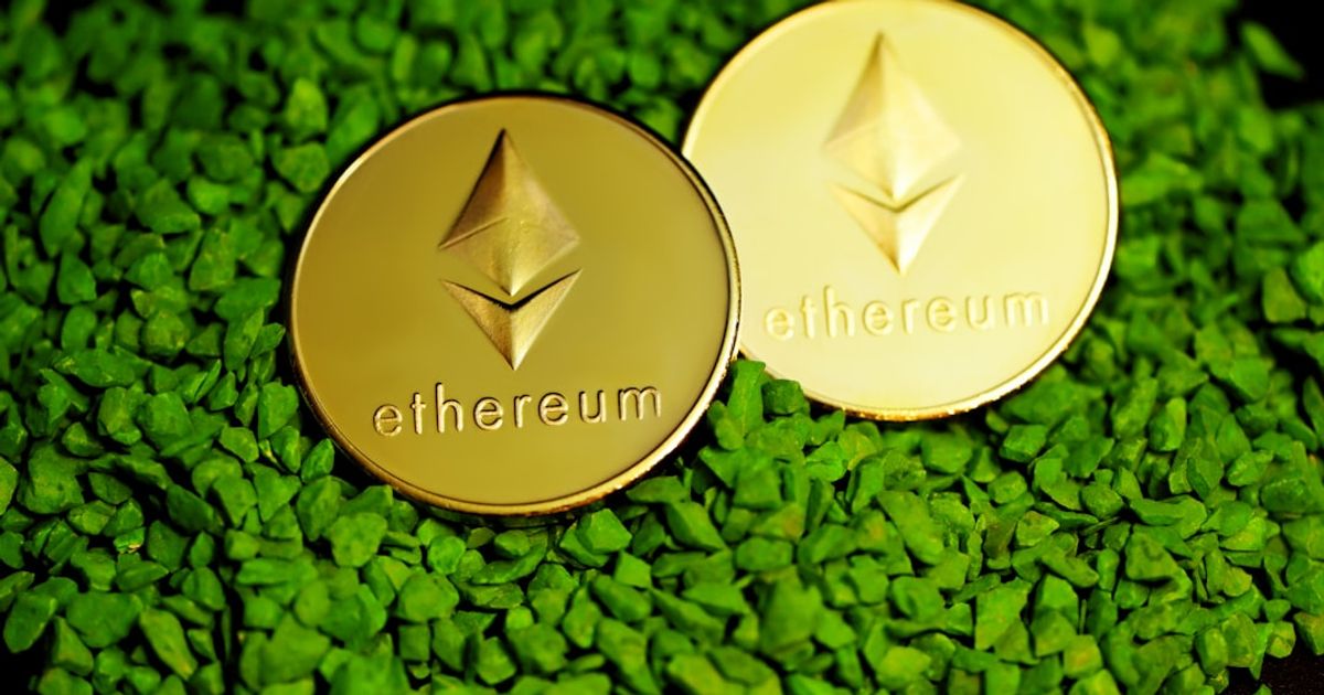 Ethereum Declines at $2,200: Key Resistance and ETF Demand Insights
