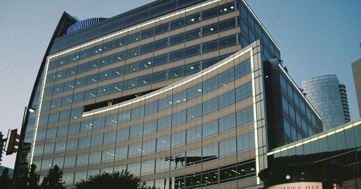 Leveraged ETFs: A Risky Bet Amid Financial Sector Volatility